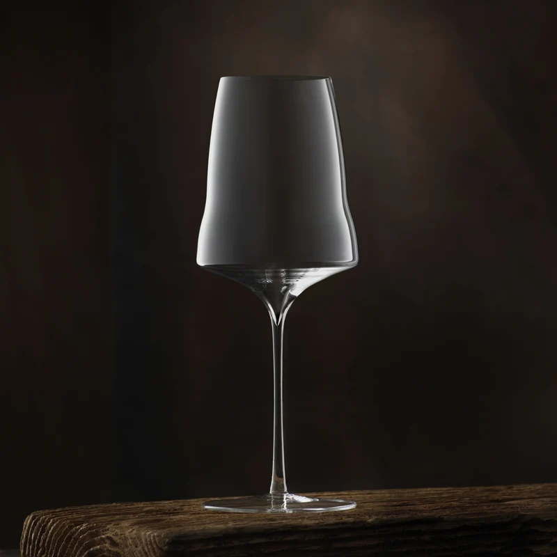 Josephinenhütte Josephine N° 2 glass on a dark wooden table
